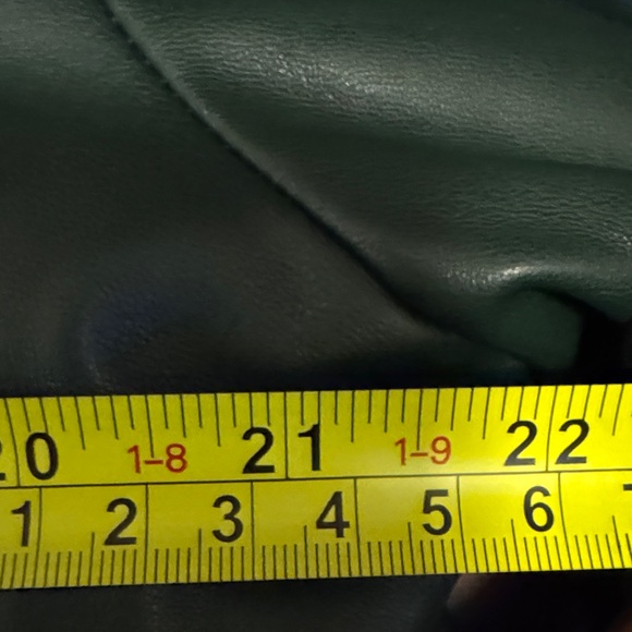 Levi's Forest Green Puffer Jacket - Picture 13 of 13